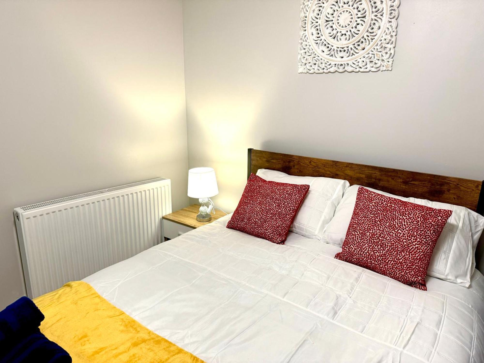 Comfy Studio Flat And Workspace Near Ashton-U-Lyne Station Stalybridge Exterior foto