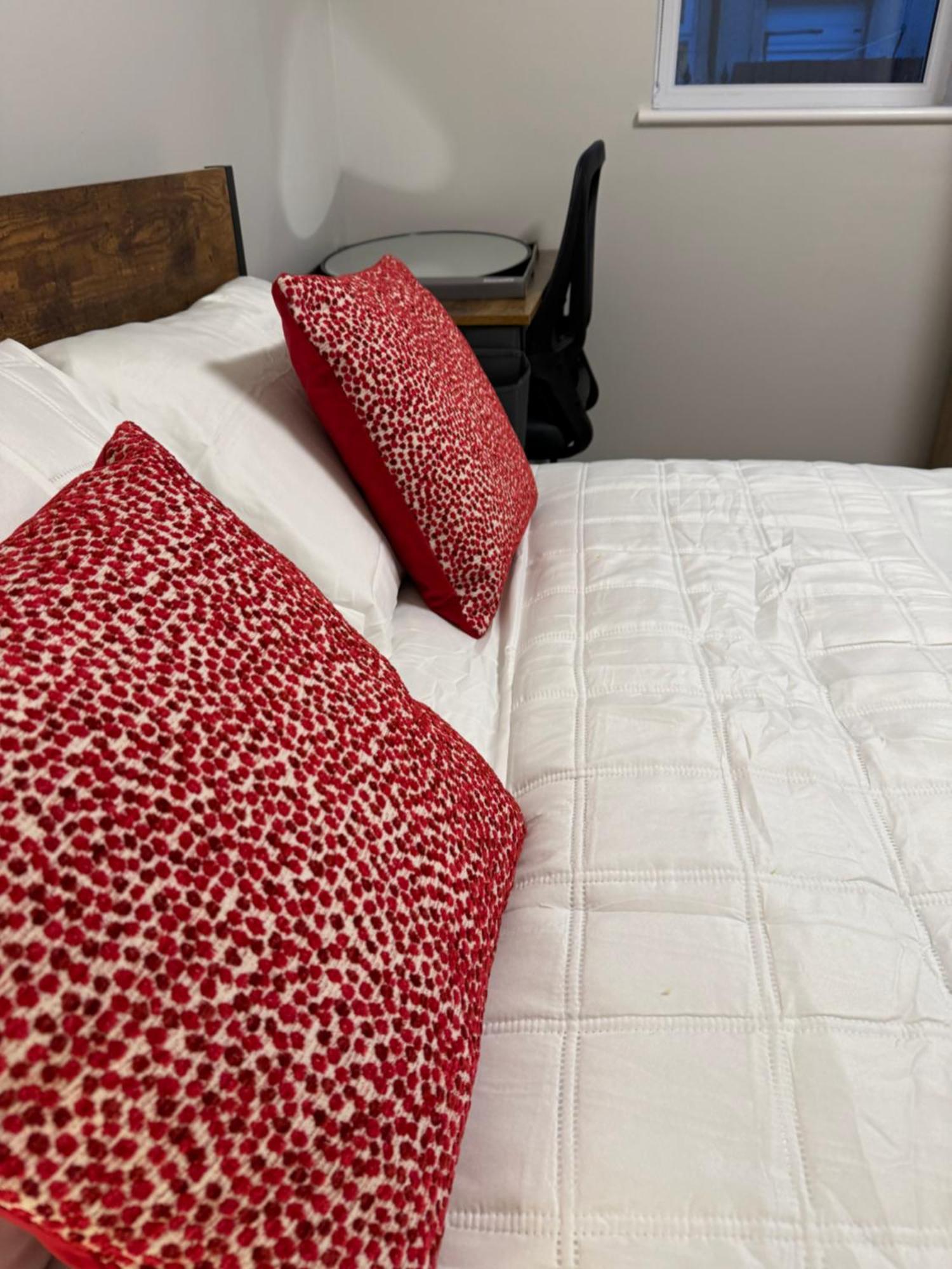 Comfy Studio Flat And Workspace Near Ashton-U-Lyne Station Stalybridge Exterior foto